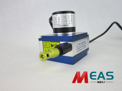 ���_����������λ�ƾ��a���ķֱ���