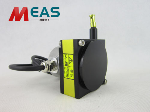 ����λ�ƾ��a�����·�к����c���������С��������U��