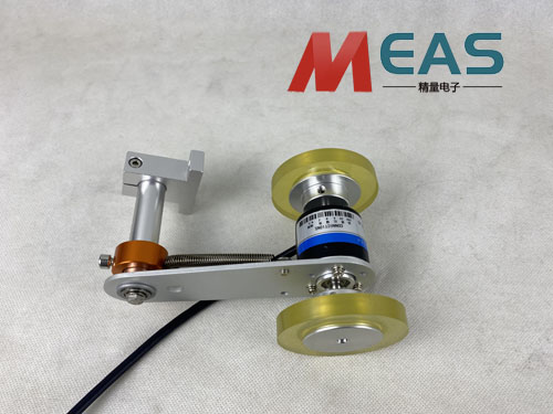 拉繩位移編碼器將采集到的位移信號反饋給應用系統